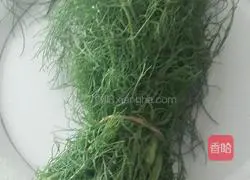 Illustration of how to make fennel-filled dumplings with thin skin and firm skin 1