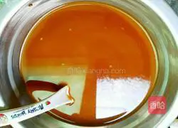 Illustration of how to make tomato sauce and lotus root cake 5