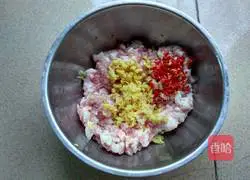 Illustration of how to make fungus and mushroom dumplings 4