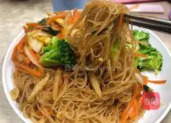 Illustration of how to make fried rice noodles 28