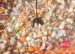 Illustration of how to make Shaomai 8