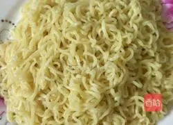 Illustration of how to make noodles with mushroom sauce 5