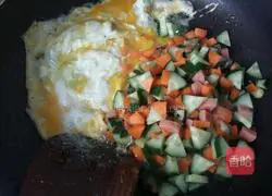 Egg Fried Rice Recipe Illustration 3