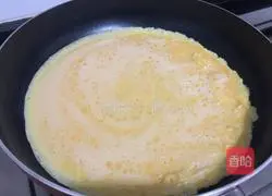 Illustration of how to make egg and bean paste cake 4