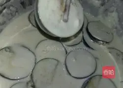 Illustration of how to make fried eggplant cake 9