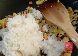 Illustration of how to make cat fried rice 6
