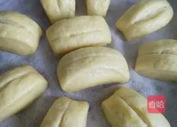 Illustration of how to make pumpkin steamed buns 21