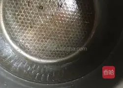 Illustration of how to make floss sausage dough cake 4