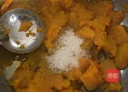 Illustration of how to make fried pumpkin cake 2