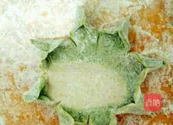 Illustration of homemade steamed buns 2