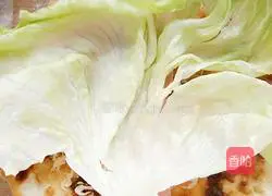 Illustration of how to make egg-filled pancakes 8