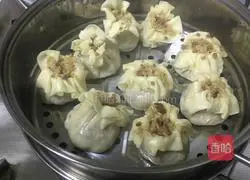 Illustration of how to make siomai 9