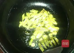 Illustration of how to make fried noodles 5