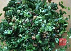 Illustration of how to make chive cake 3