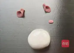 Illustration of how to make cartoon pig dumplings 11