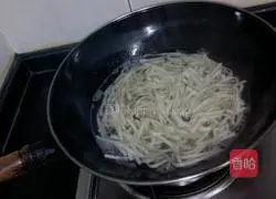 Illustration of how to make green tea wide-band noodles 9