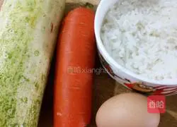 Cucumber, carrot and egg fried rice (vegetable egg fried rice) recipe illustration 1