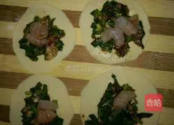 Illustration of home-style shrimp dumplings 3