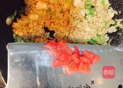 Illustration of how to make shrimp fried rice 12