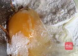 Illustration of how to make seafood cake 3