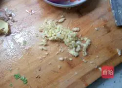 Illustration of how to make vegetarian wontons 4