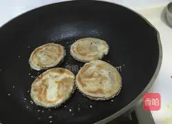 Illustration of how to make sesame pepper and salt pancakes 13