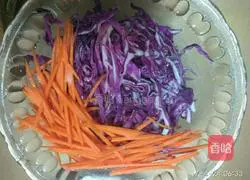 Illustration of how to make pancake rolls 6