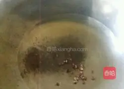 Illustration of how to make fried steamed buns 4