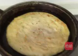 Illustration of how to make scallion pancakes 11