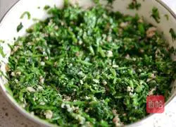 Illustration of how to make dumplings stuffed with shepherd's purse 3