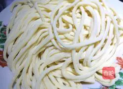 Illustration of how to make fried noodles 1
