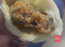 Illustration of how to make love buns 5