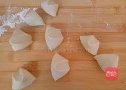 Illustration of how to make steamed stuffed buns stuffed with mushrooms and tofu 10