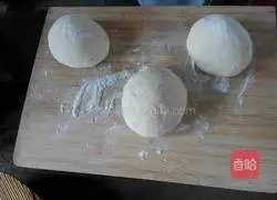 Illustration of how to make scallion and egg pancakes 7