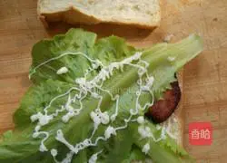 Illustration of how to make a sandwich 3