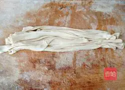 Illustration of how to make hand pancake rolls 7