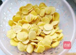 Golden Cumin Bean Cake Recipe Illustration 1