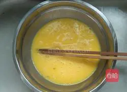 Illustration of how to make dumplings stuffed with chives 4