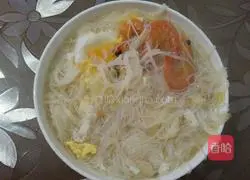 Illustration of how to make simple noodles 6