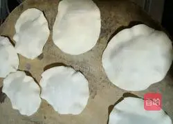 Illustration of how to make pancakes 5