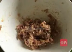 Illustration of how to make coriander stuffed dumplings 2