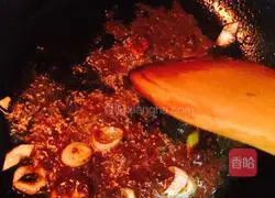 Illustration of how to make beans and potato pancakes 9