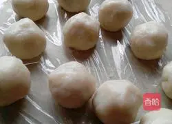 Illustration of how to make dry glutinous rice balls 10