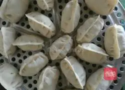 Illustration of how to make thin-skin buns 6