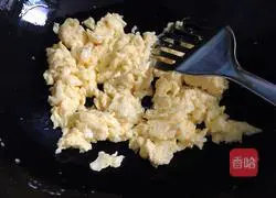 Illustration of how to make dumpling skin version of leek box 2