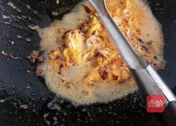 Laoganma Fried Noodles Recipe Illustration 2