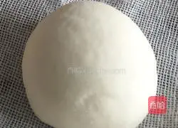 Illustration of how to make piglet sausage steamed buns (one-time fermentation method) 5