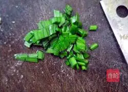 Illustration of how to make fried rice with minced meat and eggs 2