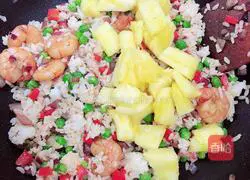 Pineapple and Shrimp Fried Rice Recipe Illustration 13
