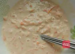 Illustration of how to make carrot pancakes 2